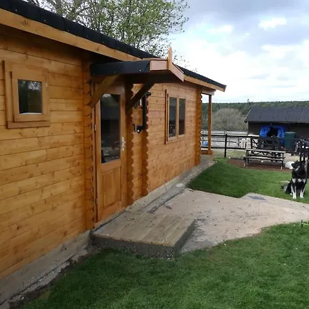 Bishy Barnabees Country Lodge With Hot Tub Swaffham Exterior photo
