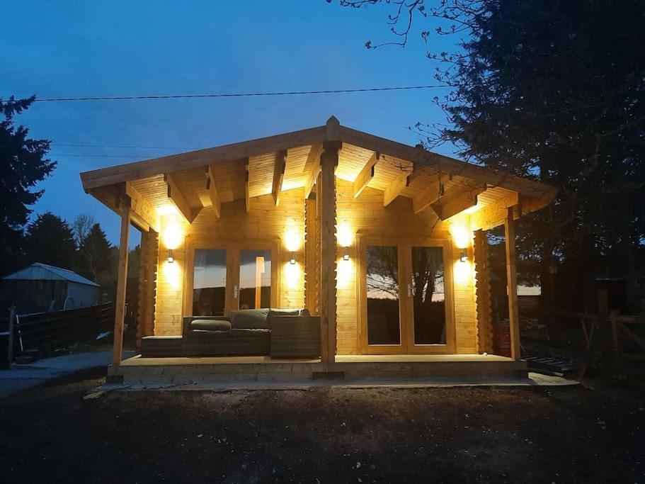 Bishy Barnabees Country With Hot Tub * Swaffham