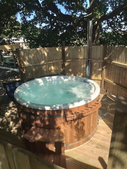 Holiday home Bishy Barnabees Country With Hot Tub Swaffham